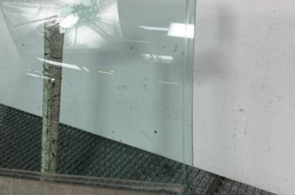 Vitre avant gauche FORD KA 2