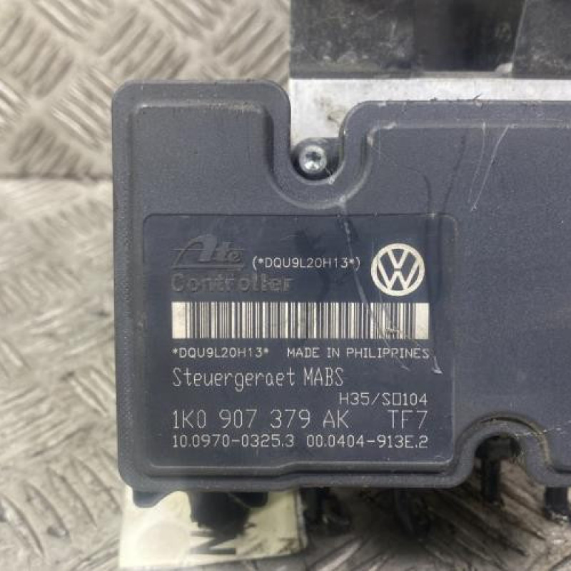 Bloc ABS (freins anti-blocage) VOLKSWAGEN GOLF 6 Photo n°4