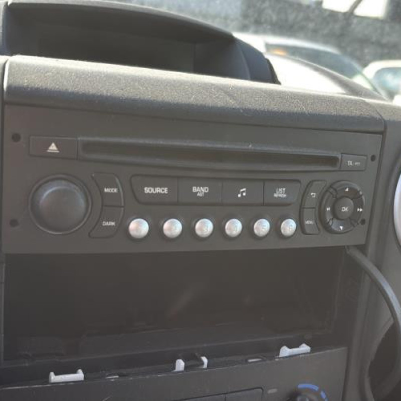 Antenne PEUGEOT PARTNER 2 Photo n°20