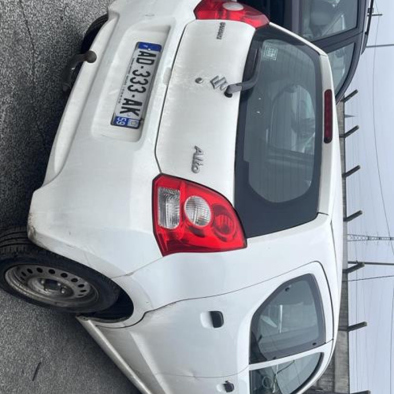 Antenne SUZUKI ALTO 3 Photo n°16