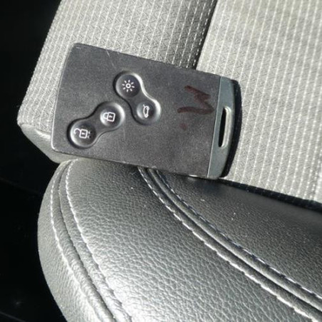 Bras essuie glace avant gauche RENAULT MEGANE 3