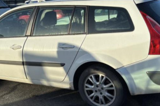 Aile avant gauche RENAULT MEGANE 2