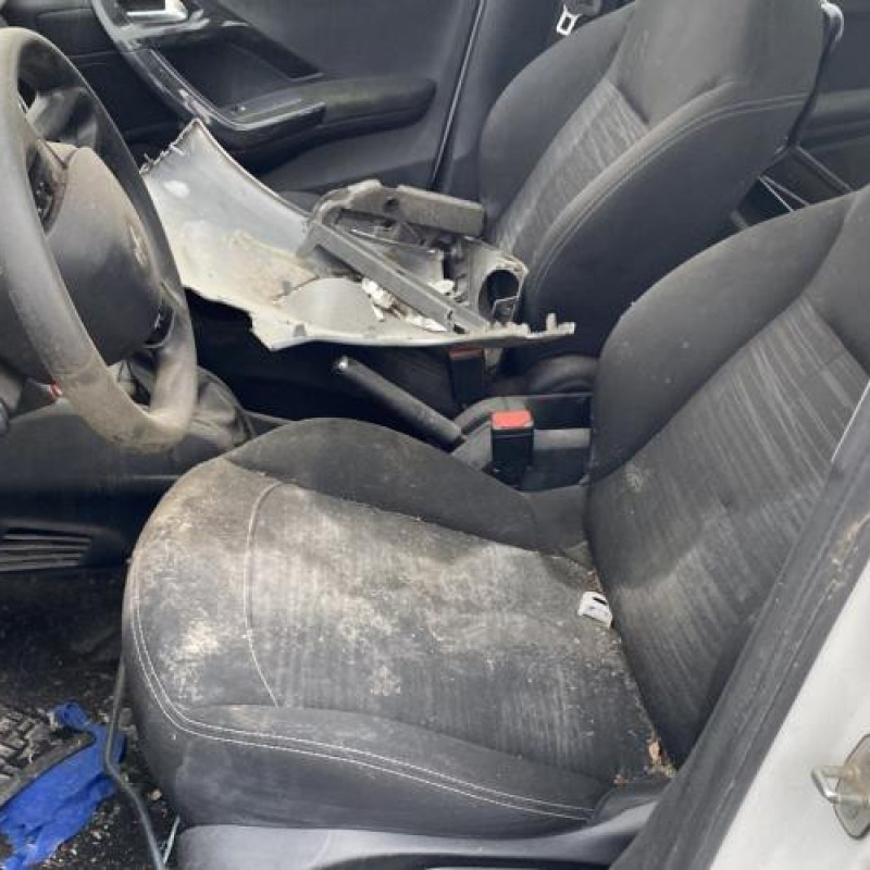 Boite de vitesses PEUGEOT 208 1 Photo n°15