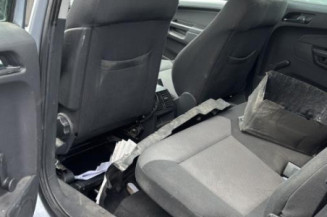 Aile avant gauche OPEL ZAFIRA B