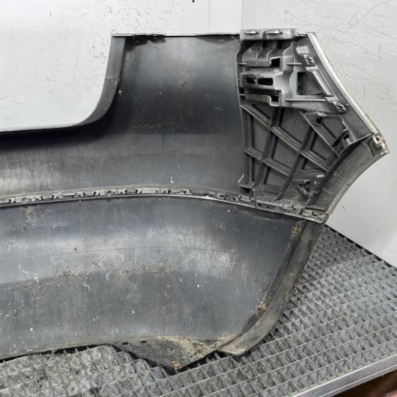 Pare choc arriere VOLKSWAGEN GOLF 5 Photo n°4
