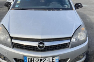 Aile avant gauche OPEL ASTRA H