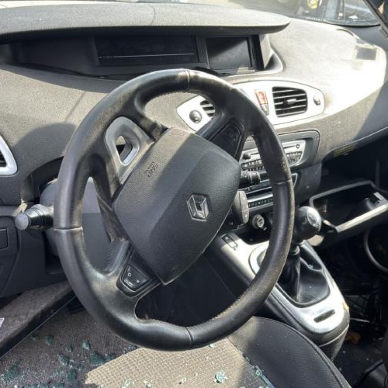 Aile avant gauche RENAULT GRAND SCENIC 3 Photo n°20