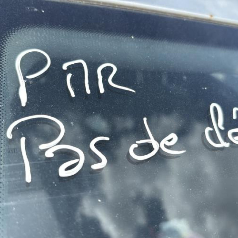 Porte avant droit VOLKSWAGEN GOLF 5 Photo n°17