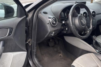 Bras essuie glace avant gauche AUDI A1 1