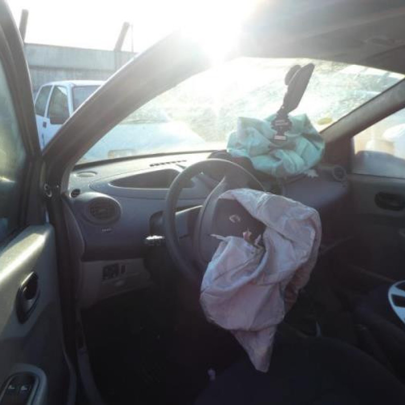 Pompe lave glace avant RENAULT TWINGO 2 Photo n°7