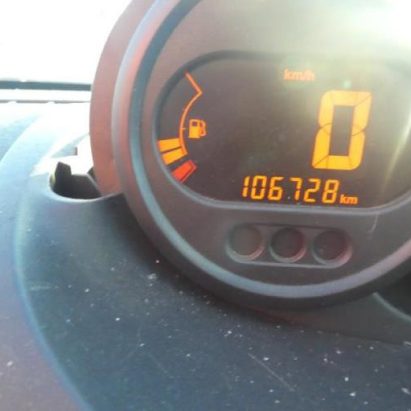 Pompe lave glace avant RENAULT TWINGO 2 Photo n°12