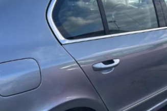 Pompe lave glace avant SKODA SUPERB 2 Photo n°1