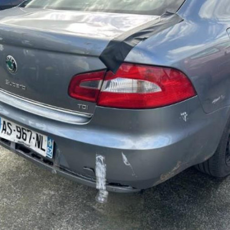 Serrure avant droit SKODA SUPERB 2