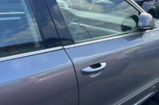 Serrure avant droit SKODA SUPERB 2