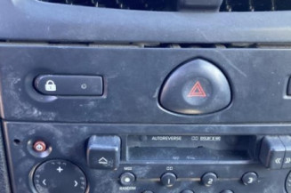 Malle/Hayon arriere RENAULT CLIO 2