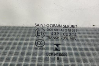 Vitre avant gauche OPEL CORSA E