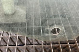 Vitre avant gauche PEUGEOT 308 1