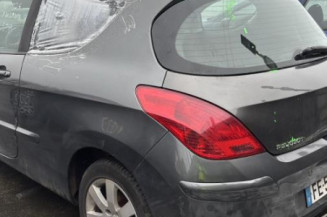 Vitre avant gauche PEUGEOT 308 1