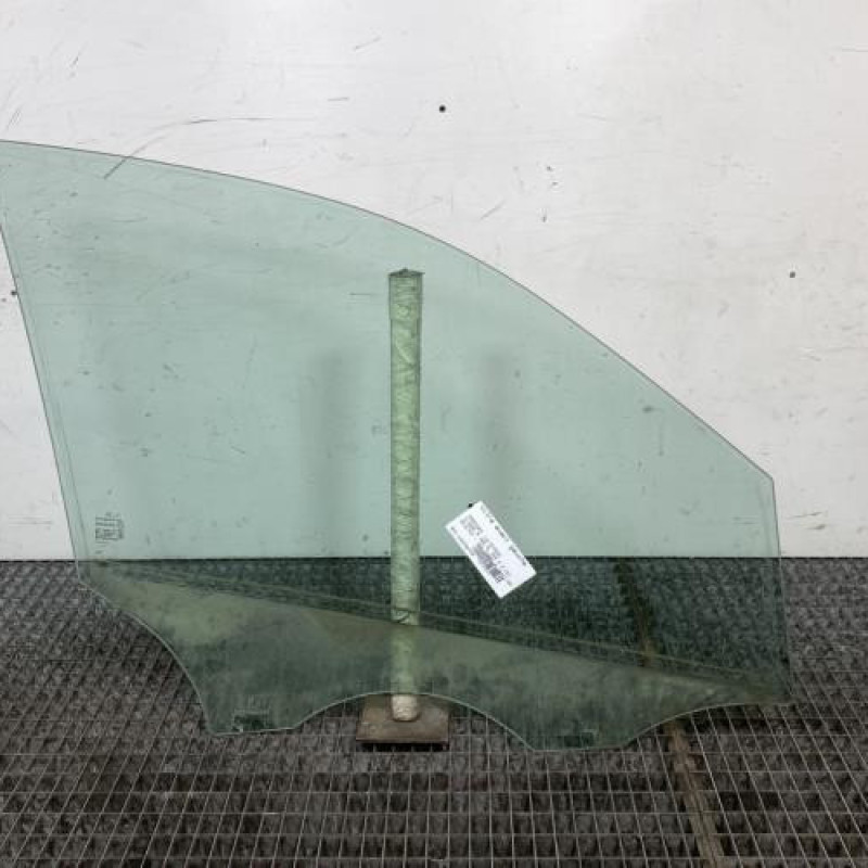 Vitre avant gauche MERCEDES CLASSE M 166 Photo n°4