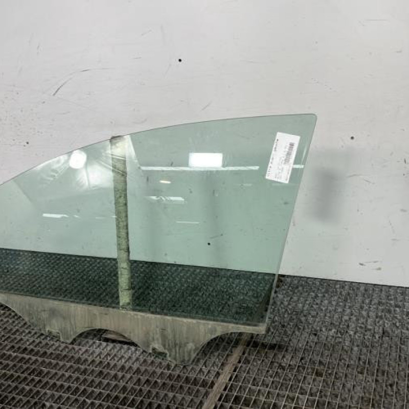 Vitre avant gauche SEAT ALTEA Photo n°3