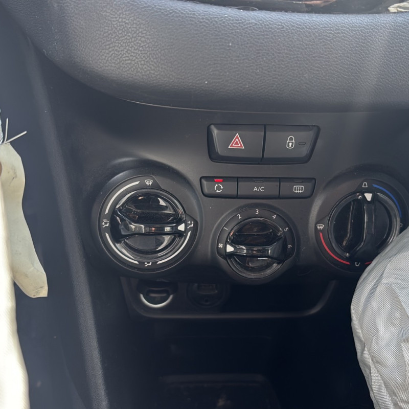 PEUGEOT 208 1 PHASE 1 1.2 VTI - 12V Photo n°18