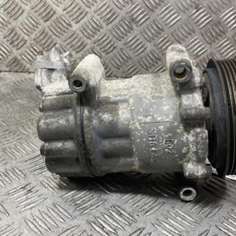 Compresseur clim PEUGEOT 307 Photo n°4