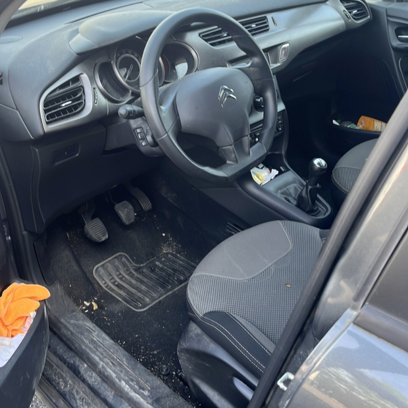 CITROEN C3 2 PHASE 2 1.2 VTI - 12V Photo n°6
