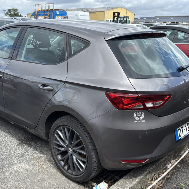 SEAT LEON 3 PHASE 1 1.2 TSI - 16V TURBO Photo n°4