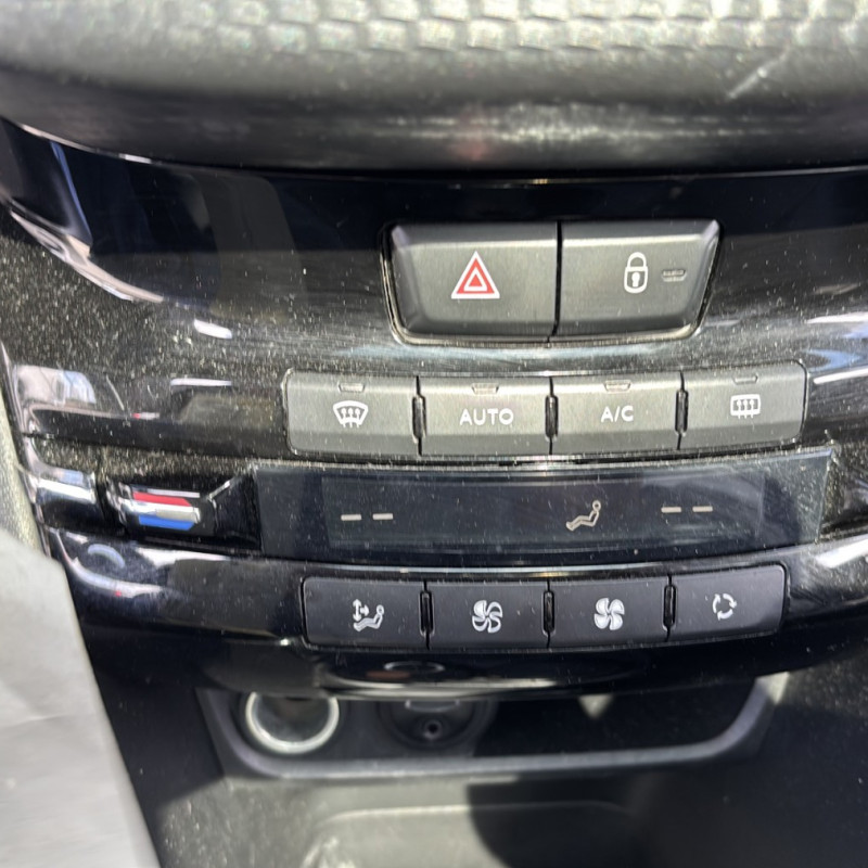 PEUGEOT 2008 1 PHASE 1 1.6 BLUE HDI - 8V TURBO Photo n°8