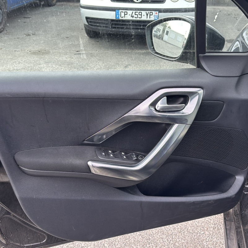PEUGEOT 2008 1 PHASE 1 1.6 BLUE HDI - 8V TURBO Photo n°20
