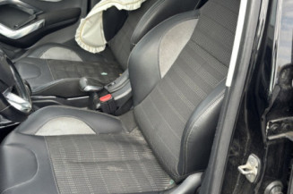 PEUGEOT 2008 1 PHASE 1 1.6 BLUE HDI - 8V TURBO