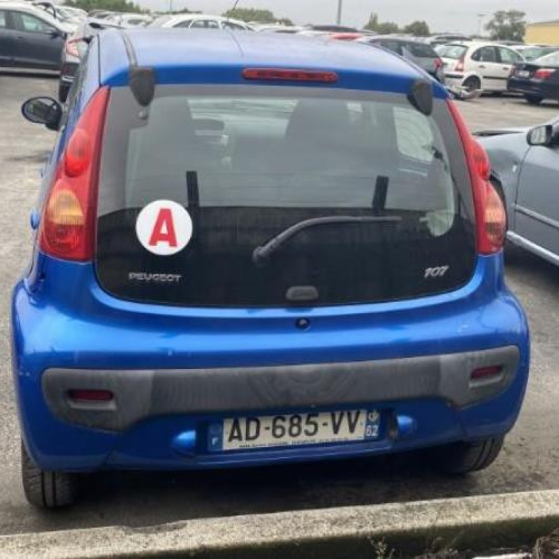 Moteur PEUGEOT 107 Photo n°17