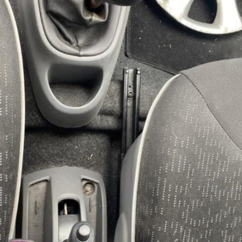 Moteur PEUGEOT 107 Photo n°19