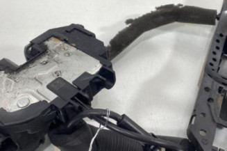 Serrure avant gauche RENAULT MEGANE 3