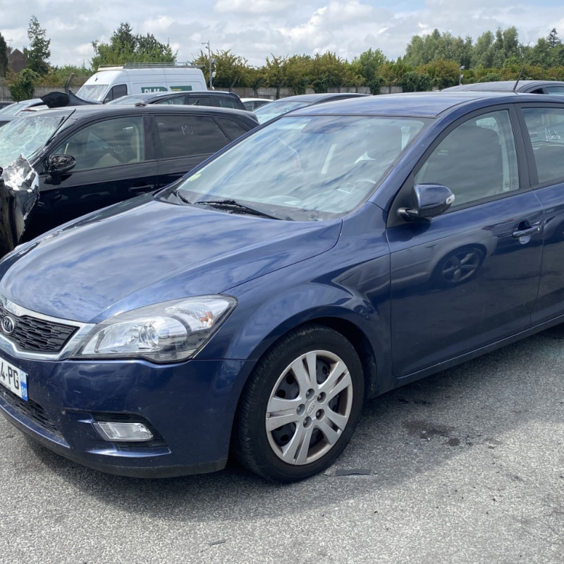 KIA PRO-CEED 1 PHASE 2 1.6 CRDI - 16V TURBO Photo n°1