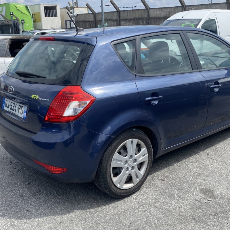 KIA PRO-CEED 1 PHASE 2 1.6 CRDI - 16V TURBO Photo n°3