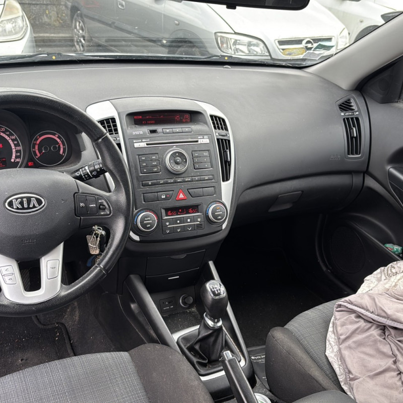 KIA PRO-CEED 1 PHASE 2 1.6 CRDI - 16V TURBO Photo n°25