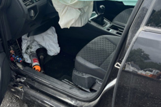 VOLKSWAGEN GOLF 7 PHASE 2 1.0 TSI - 12V TURBO