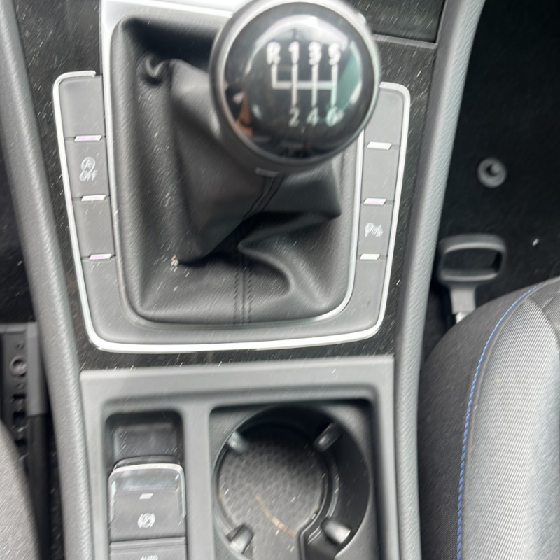 VOLKSWAGEN GOLF 7 PHASE 2 1.0 TSI - 12V TURBO Photo n°8