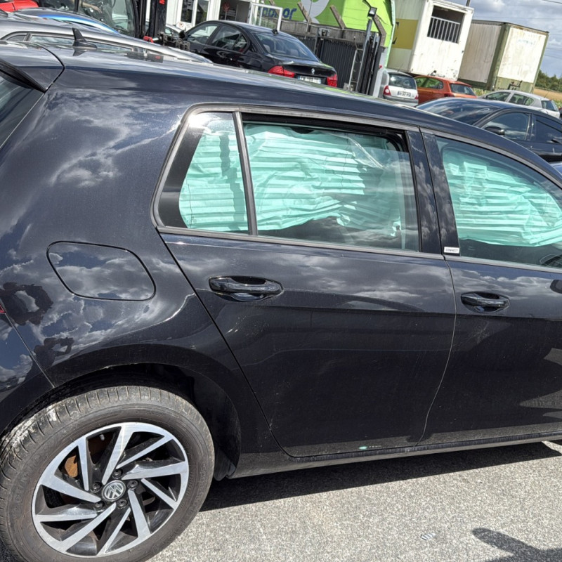 VOLKSWAGEN GOLF 7 PHASE 2 1.0 TSI - 12V TURBO Photo n°20