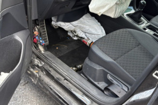 VOLKSWAGEN GOLF 7 PHASE 2 1.0 TSI - 12V TURBO
