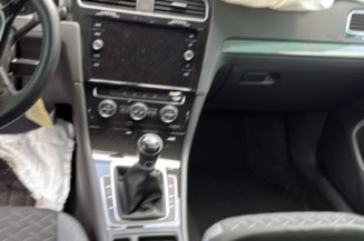 VOLKSWAGEN GOLF 7 PHASE 2 1.0 TSI - 12V TURBO