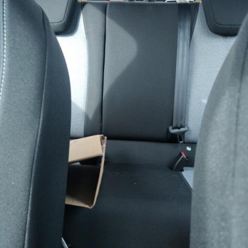 Moteur OPEL CORSA F Photo n°20