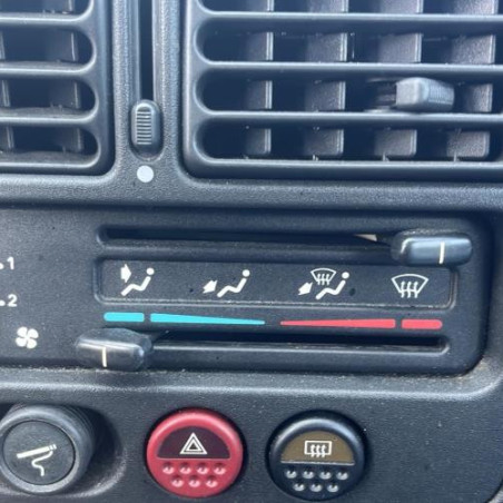 Ceinture avant droit PEUGEOT 106 Photo n°1