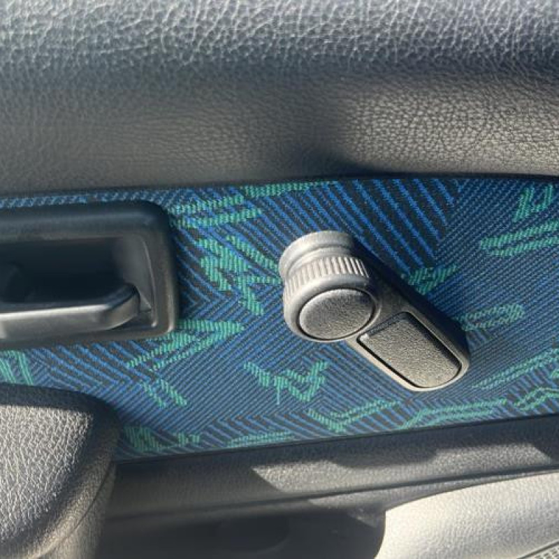 Retroviseur interieur PEUGEOT 106 Photo n°11