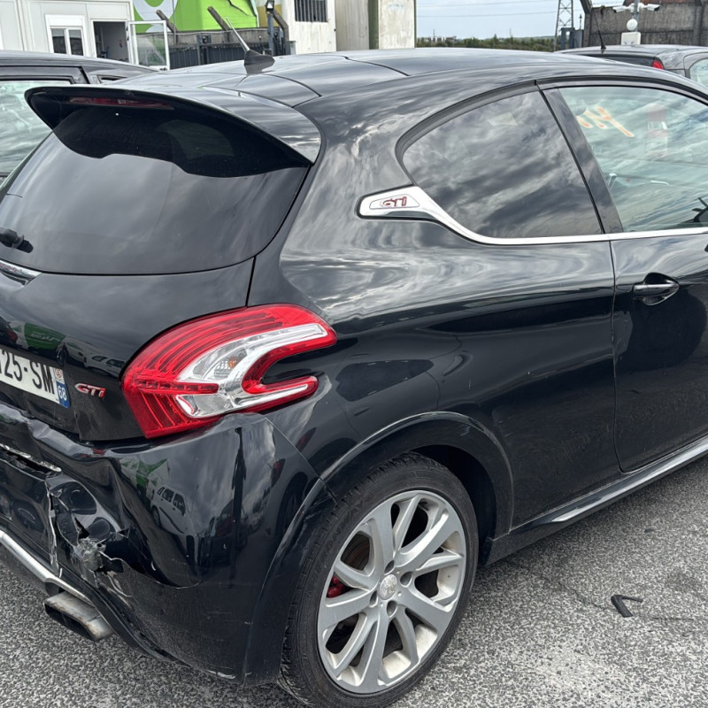 PEUGEOT 208 1 PHASE 2 1.6 THP - 16V TURBO Photo n°14