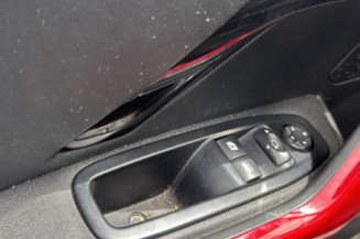 PEUGEOT 208 1 PHASE 2 1.6 THP - 16V TURBO