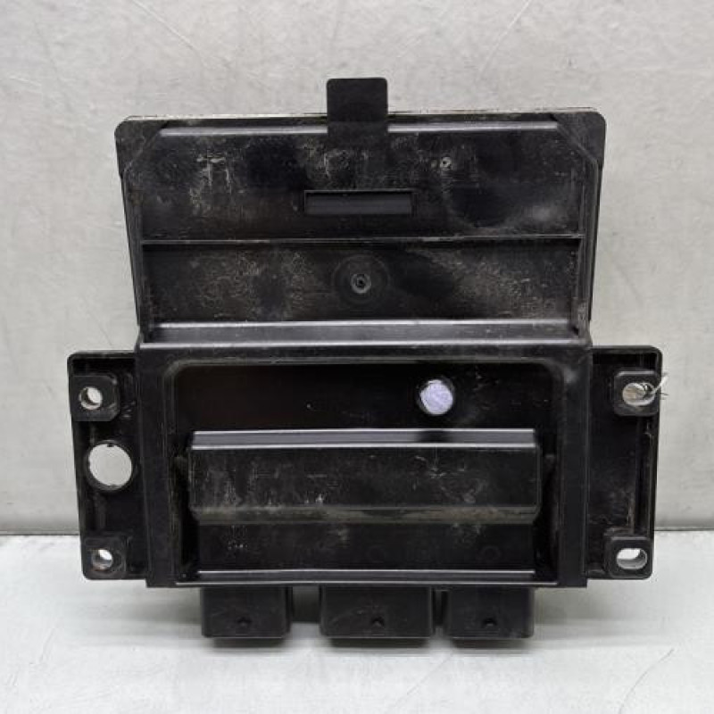Calculateur moteur RENAULT CLIO 2 CAMPUS Photo n°4