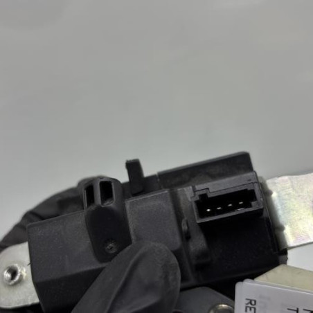 Serrure de coffre OPEL MERIVA B