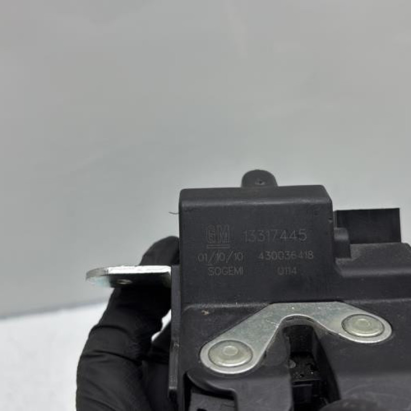 Serrure de coffre OPEL MERIVA B Photo n°3